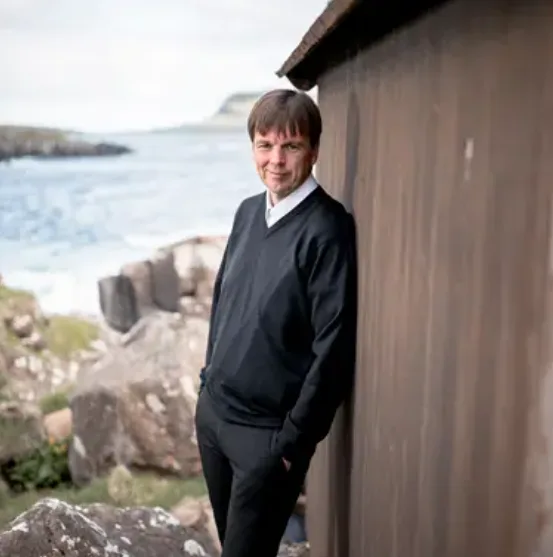Formaður í PraiseHim